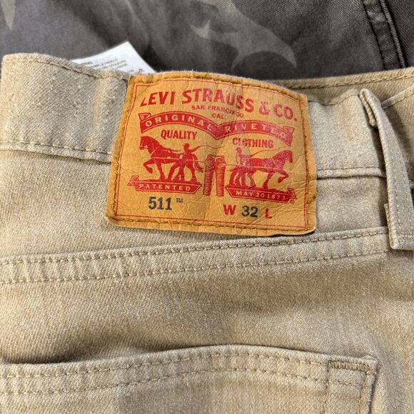 Levi's Men's Tan 511 Jean Shorts - Picture 11 of 14
